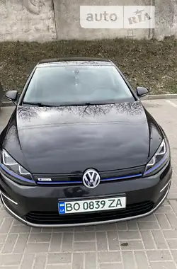 Volkswagen e-Golf 2015 - пробіг 127 тис. км