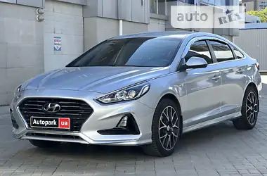 Hyundai Sonata 2017 - пробіг 154 тис. км