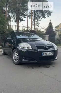 Toyota Auris 2009 - пробіг 192 тис. км