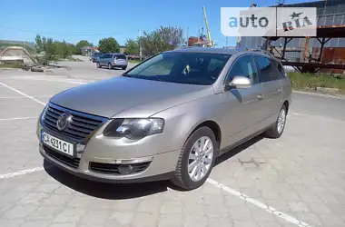 Volkswagen Passat 2006 - пробіг 256 тис. км