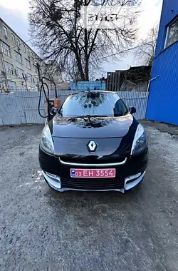 Renault Scenic 2012 - пробіг 260 тис. км