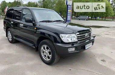 Toyota Land Cruiser 2000 - пробег 210 тыс. км