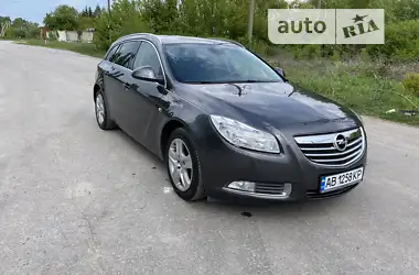 Opel Insignia 2011 - пробіг 301 тис. км