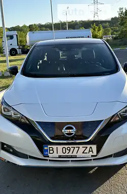 Nissan Leaf 2020 - пробіг 32 тис. км