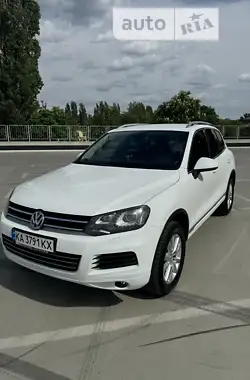 Volkswagen Touareg 2013 - пробіг 240 тис. км