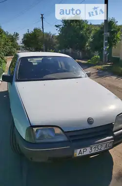 Opel Omega 1989 - пробіг 260 тис. км