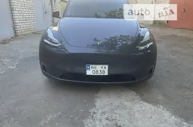 Tesla Model Y  2020 - пробег 49 тыс. км