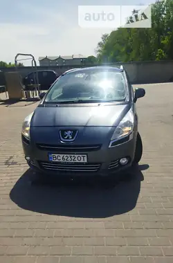 Peugeot 5008 2011 - пробіг 240 тис. км