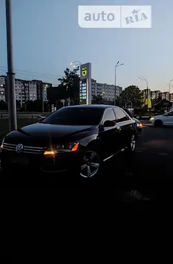 Volkswagen Passat 2013 - пробіг 270 тис. км