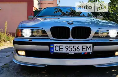 BMW 5 Series 2000 - пробіг 300 тис. км
