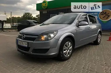 Opel Astra 2004 - пробіг 257 тис. км