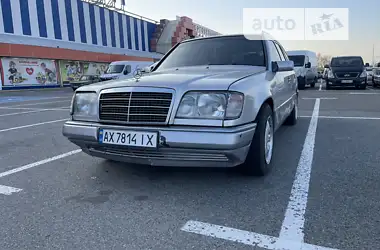 Mercedes-Benz E-Class 1994 - пробег 328 тыс. км