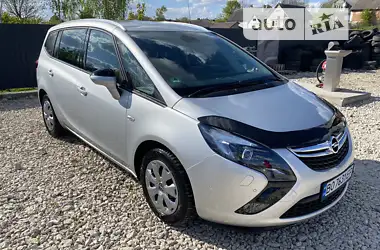 Opel Zafira 2016 - пробег 222 тыс. км