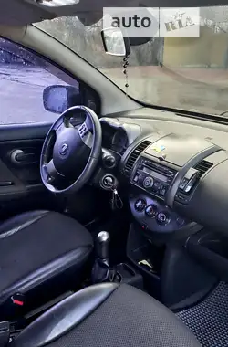 Nissan Note 2008 - пробіг 270 тис. км