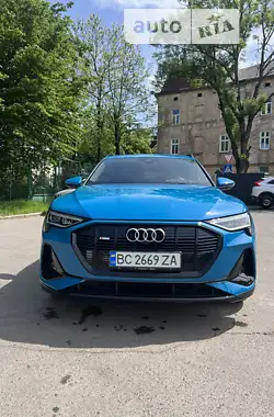 Audi e-tron 2020 - пробіг 13 тис. км