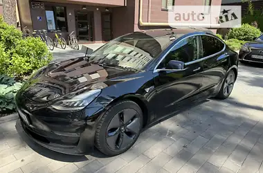 Tesla Model 3 2019 - пробіг 150 тис. км