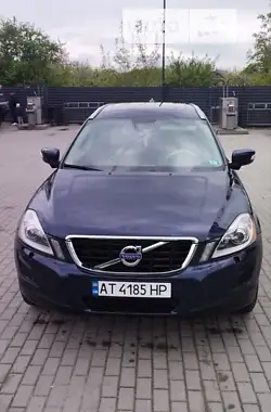 Volvo XC60 2012 - пробег 230 тыс. км