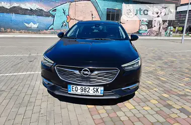 Opel Insignia  2017 - пробіг 215 тис. км