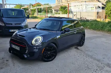 MINI Hatch 2014 - пробіг 192 тис. км