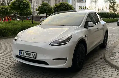 Tesla Model Y 2021 - пробіг 88 тис. км