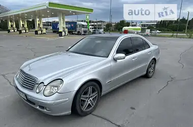 Mercedes-Benz E-Class 2003 - пробіг 333 тис. км