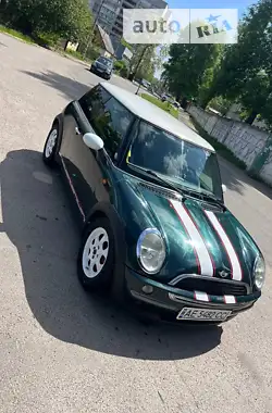 MINI Hatch 2002 - пробіг 214 тис. км