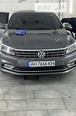 Volkswagen Passat 2016 - пробіг 155 тис. км