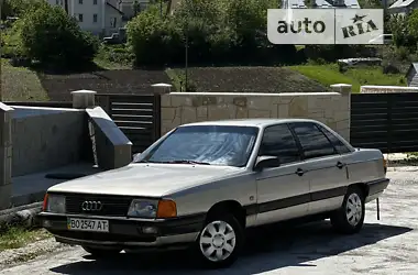 Audi 100 1985 - пробіг 200 тис. км