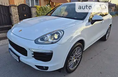 Porsche Cayenne 2016 - пробіг 135 тис. км