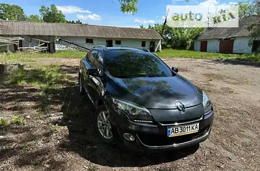 Renault Megane 2013 - пробіг 245 тис. км