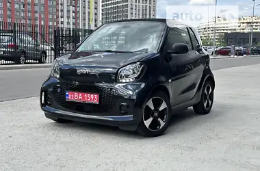 Smart EQ Fortwo 2021 - пробіг 23 тис. км