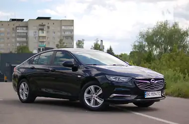 Opel Insignia 2018 - пробіг 88 тис. км