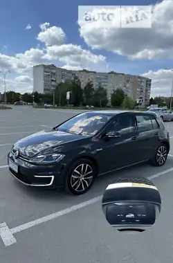 Volkswagen e-Golf 2019 - пробег 73 тыс. км