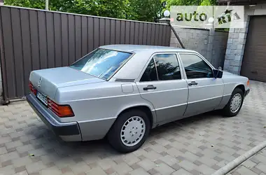 Mercedes-Benz 190 1991 - пробіг 302 тис. км