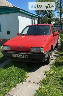Renault 19 1990 - пробег 450 тыс. км