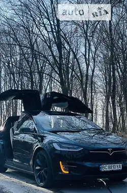 Tesla Model X 2017 - пробіг 120 тис. км