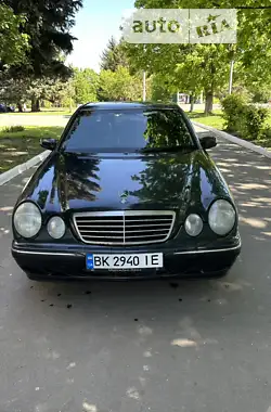 Mercedes-Benz E-Class 1999 - пробег 350 тыс. км