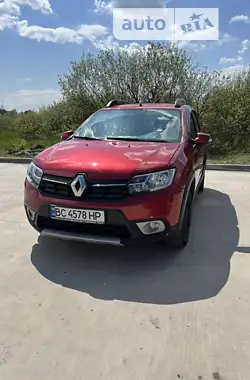 Renault Sandero 2016 - пробіг 70 тис. км