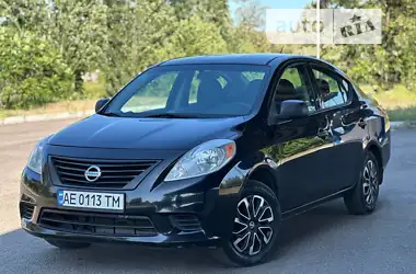 Nissan Versa  2011 - пробіг 125 тис. км