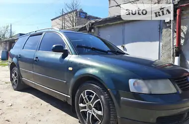 Volkswagen Passat 1999 - пробіг 301 тис. км