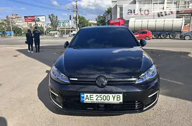 Volkswagen e-Golf 2017 - пробіг 153 тис. км