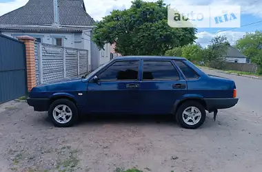 ВАЗ / Lada 21099 2004 - пробіг 190 тис. км