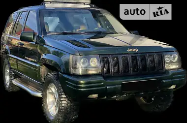 Jeep Grand Cherokee 1996 - пробег 320 тыс. км