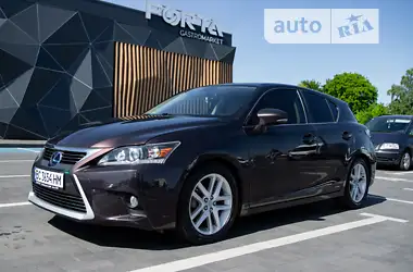 Lexus CT 2014 - пробег 82 тыс. км