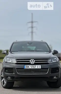 Volkswagen Touareg  2011 - пробіг 180 тис. км
