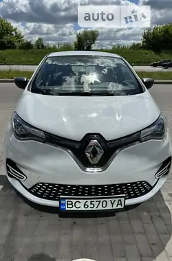 Renault Zoe  2020 - пробег 74 тыс. км
