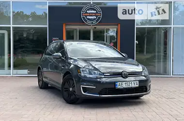 Volkswagen e-Golf 2019 - пробіг 44 тис. км