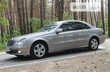 Mercedes-Benz E-Class 2003 - пробіг 290 тис. км