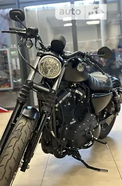 Harley-Davidson 883 Iron 2021 - пробіг 2 тис. км