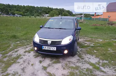 Dacia Sandero 2009 - пробіг 210 тис. км